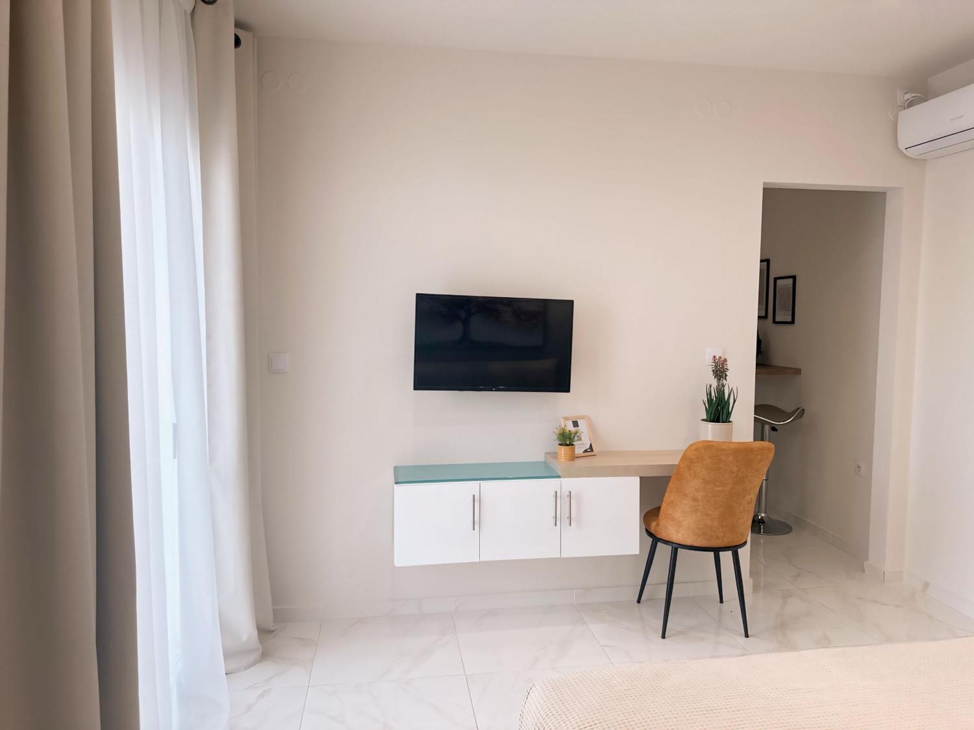 La Perla Apartments Kalamata Ngoại thất bức ảnh