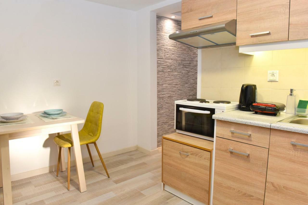 La Perla Apartments Kalamata Ngoại thất bức ảnh